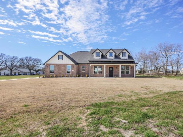 House for sale in Hunt, Texas