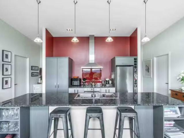 House for sale in Otakou