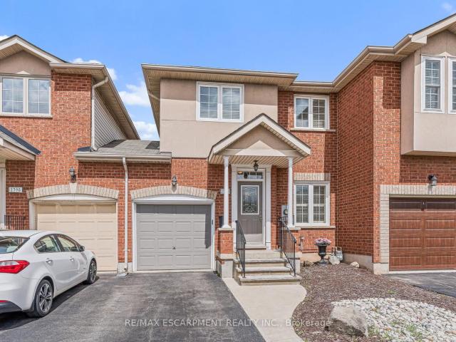 Townhouse for sale in Woburn, Ontario