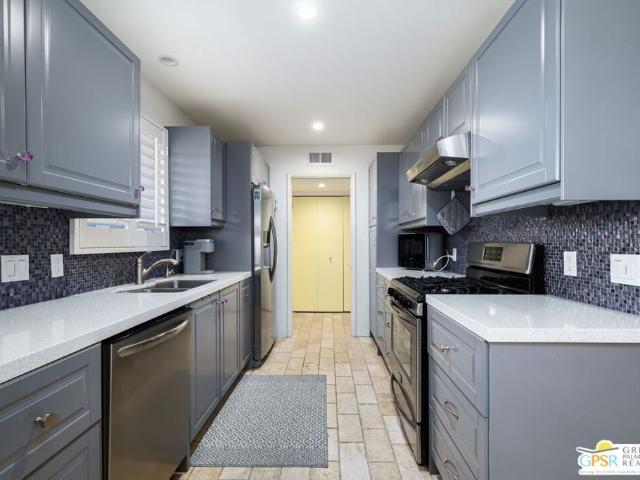 Condo for sale in Palm Springs, California