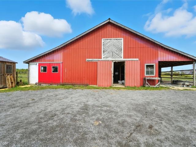 House for sale in Dorset, Ohio