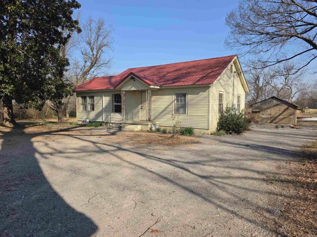 House for sale in Ark