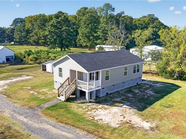 House for sale in Hayes, Gloucester Point