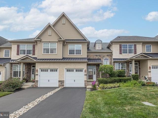 Townhouse for sale in Arbor Point, Buckingham Township