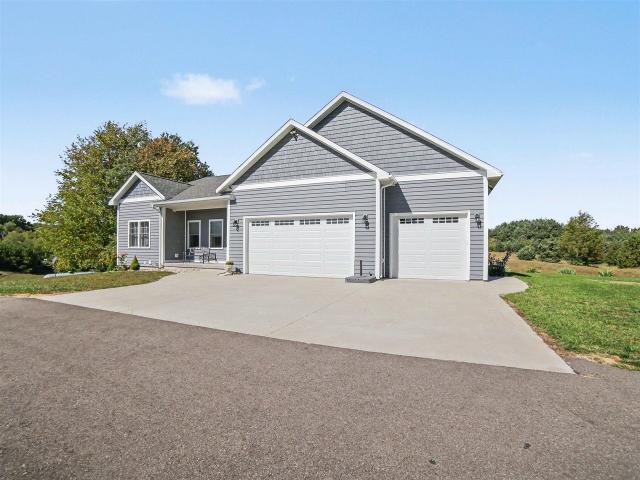 House for sale in Fern, Eden Township