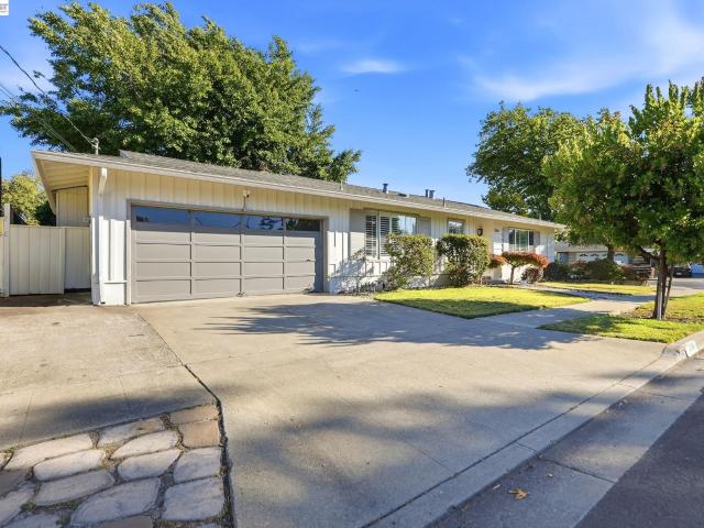 House for sale in Hayward, California