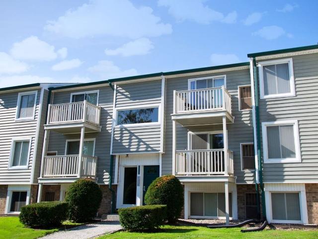 Apartment for rent in Commerce Township, Michigan