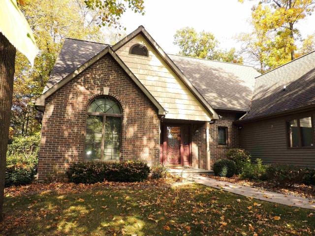 House for sale in Oshkosh, Winnebago County