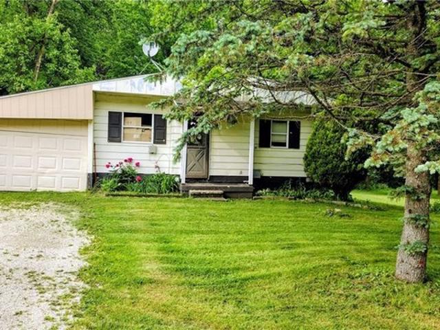 House for sale in Uniontown, Ohio