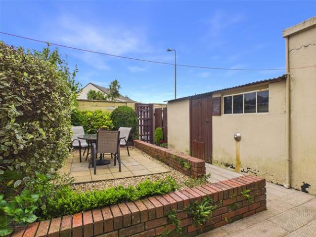 Terraced House for sale