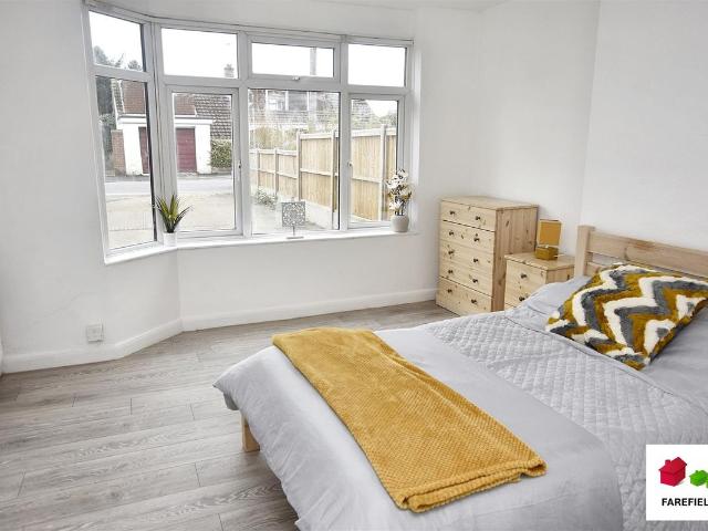 Room for rent in St John's, Worcestershire