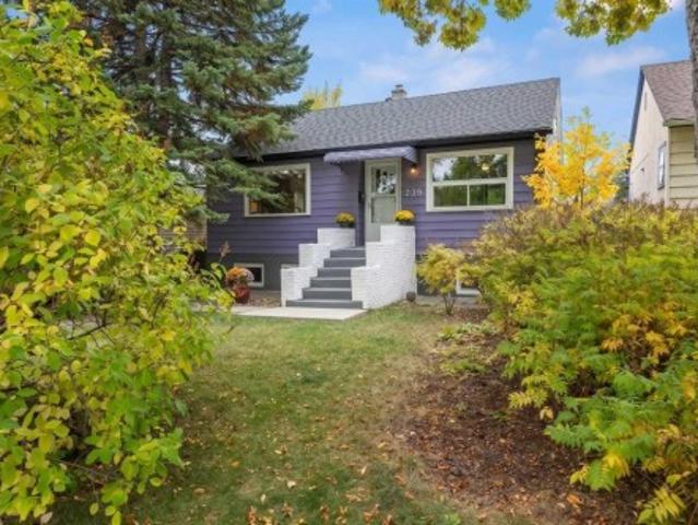 House for sale in Tuxedo Park, Calgary