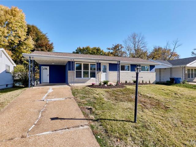 House for sale in Hazelwood, Missouri