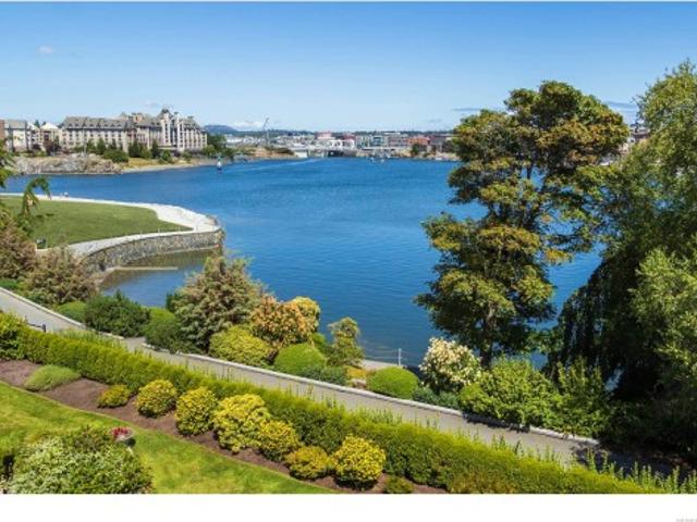 House for sale in Victoria, British Columbia