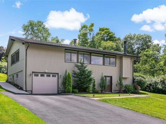 House for sale in Cortlandt Manor, New York
