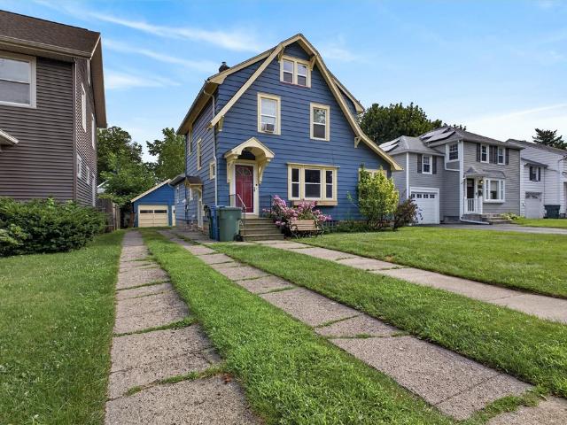 House for sale in Oak Hill, New York