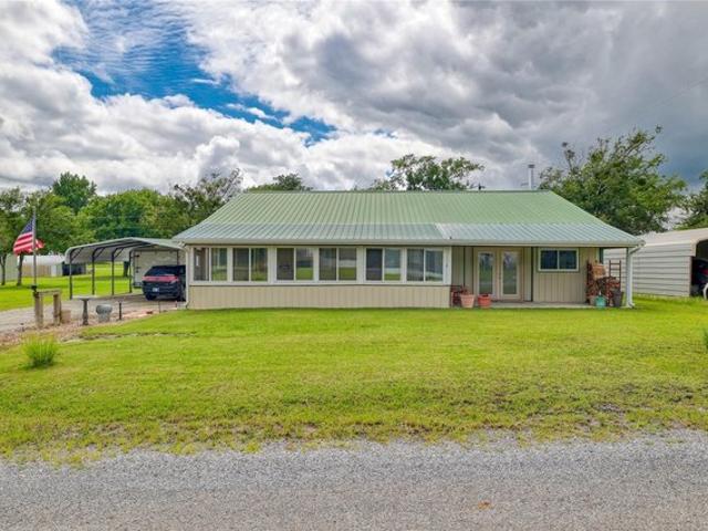 House for sale in Canadian, Oklahoma