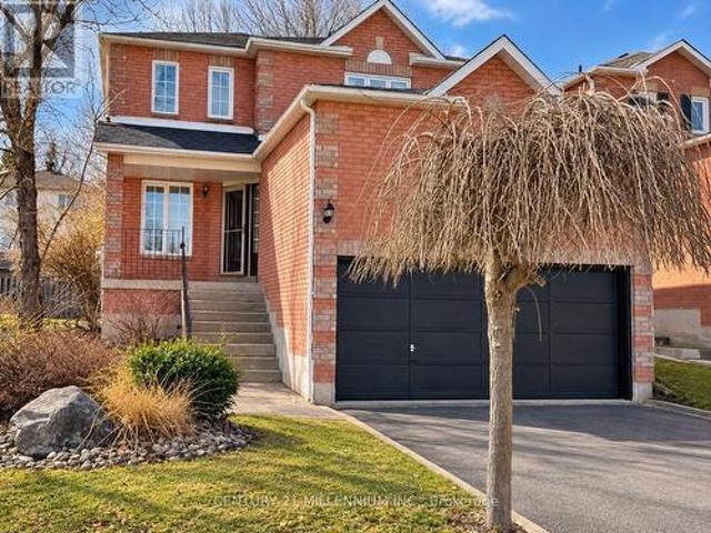 House for sale in Orangeville, Central Ontario