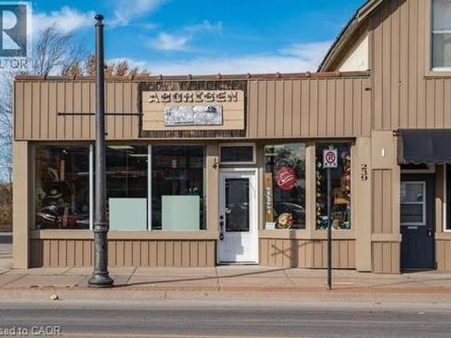 Commercial for rent in Niagara, Ontario
