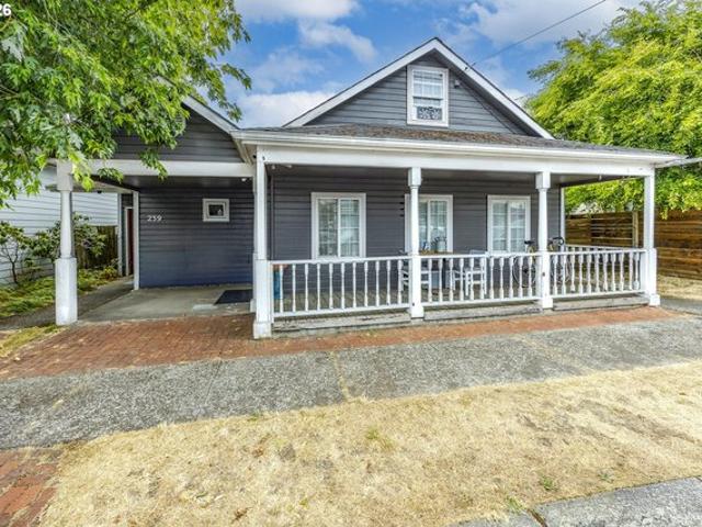 House for sale in Oregonia