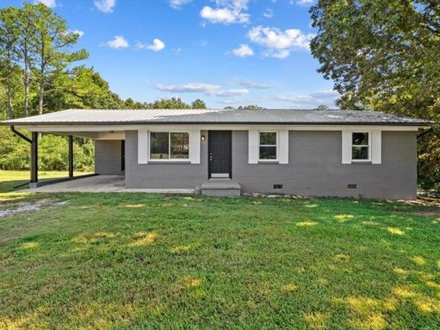 House for sale in Chatsworth, Murray County