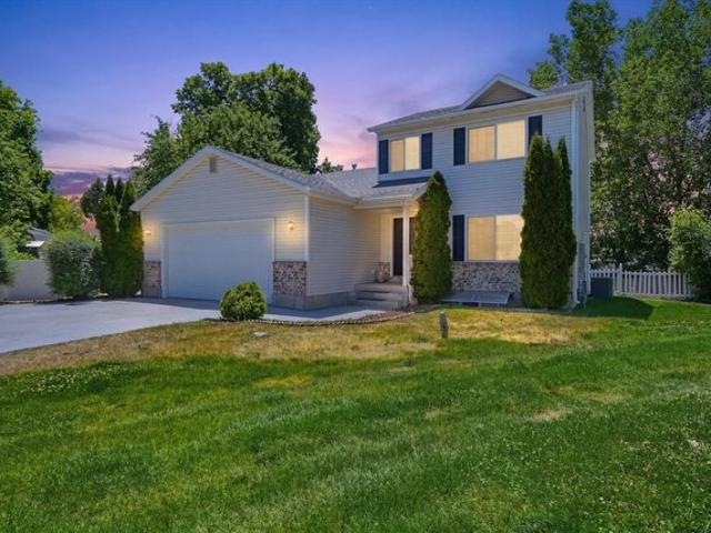 House for sale in Cache, Utah