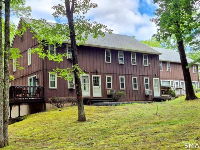Townhouse for sale in Avon, Connecticut