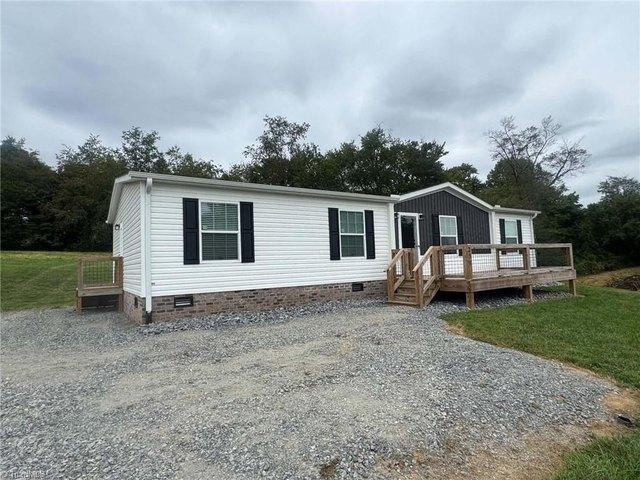 House for sale in Elkin, Surry County