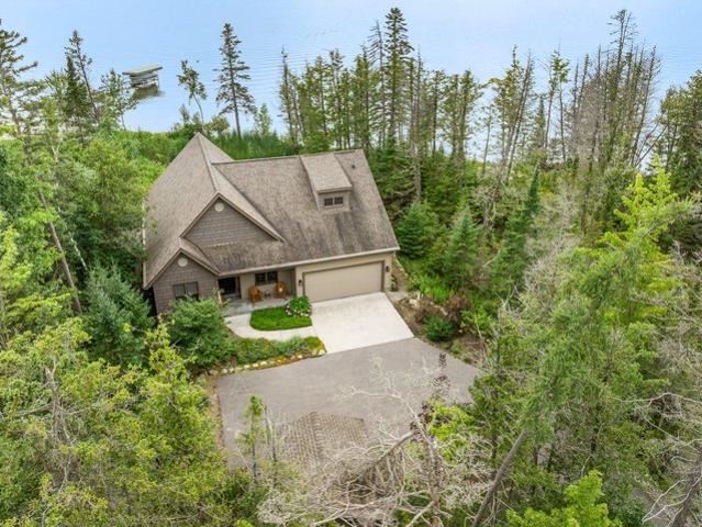 House for sale in Indian River, Tuscarora Township