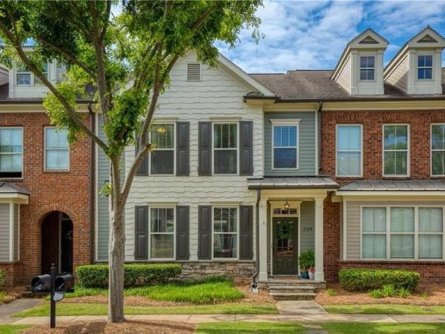 Townhouse for sale in Canton