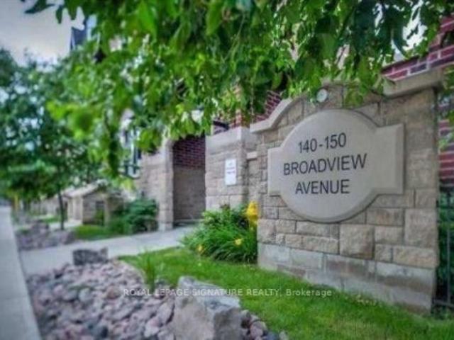 Townhouse for rent in Woburn, Ontario