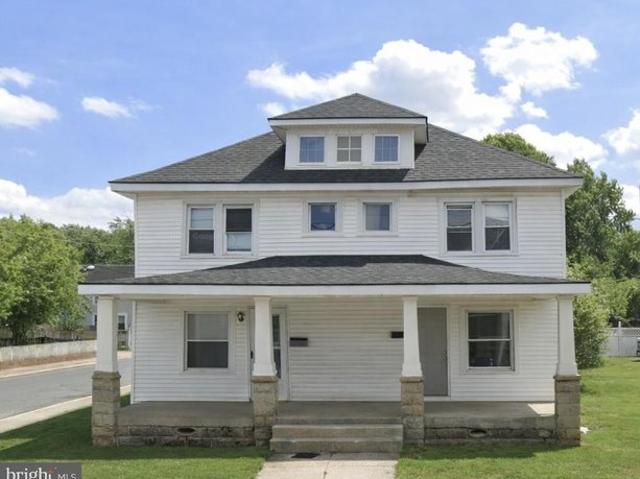 Townhouse for sale in Delaware
