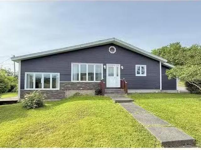 House for sale in Upper Island Cove, Newfoundland And Labrador