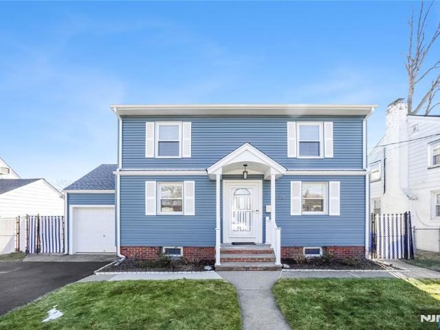 House for sale in Fair Lawn, New Jersey