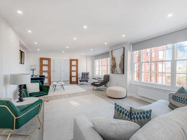 Apartment for rent in St. John's Wood, Greater London