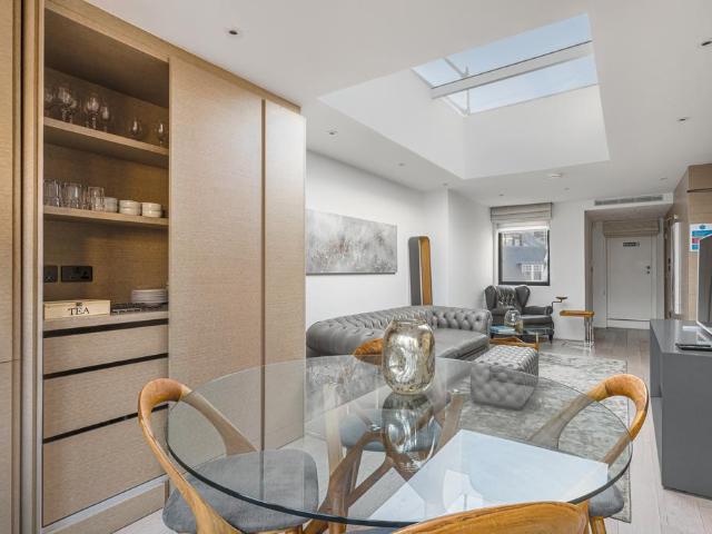 Apartment for rent in East Marylebone, Greater London