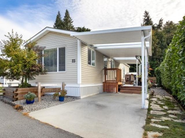 House for sale in Sechelt, British Columbia