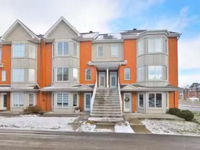 Condo for sale in Brossard, Quebec