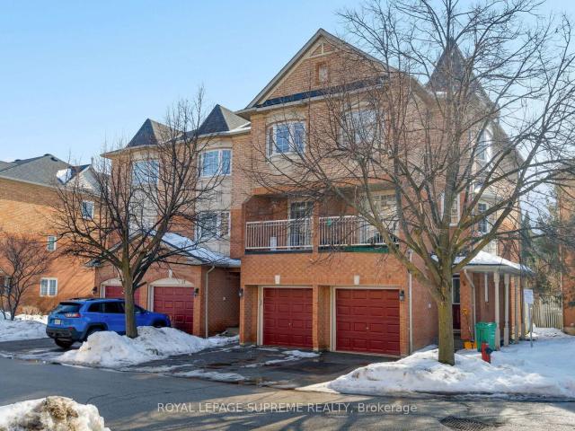 Condo for sale in Lisgar, Mississauga