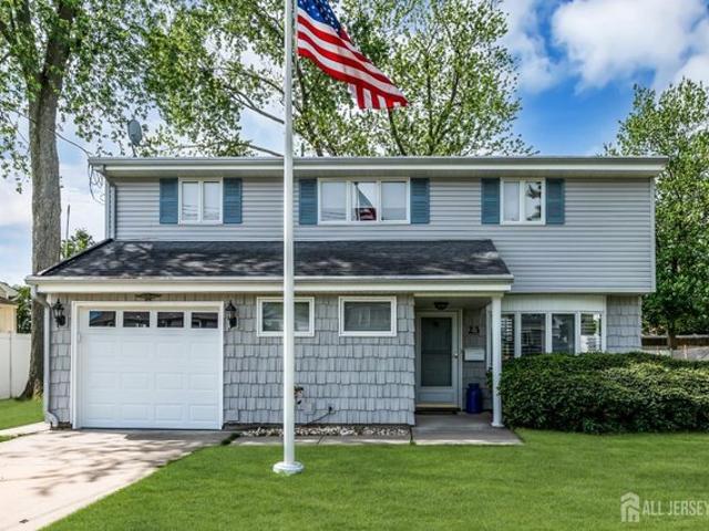 House for sale in Cliffwood, New Jersey