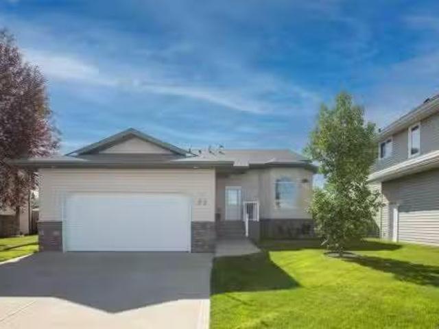 House for sale in Red Deer