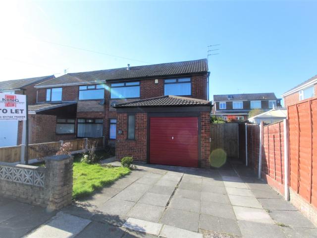House for rent in Carr Mill, St Helens