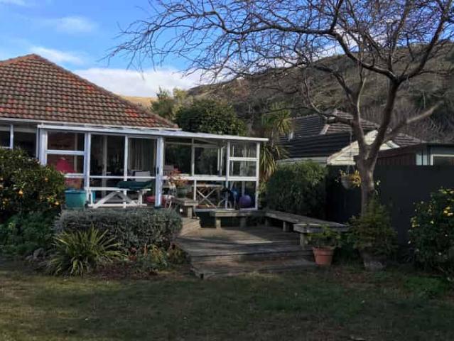 House for rent in Chaslands, Canterbury