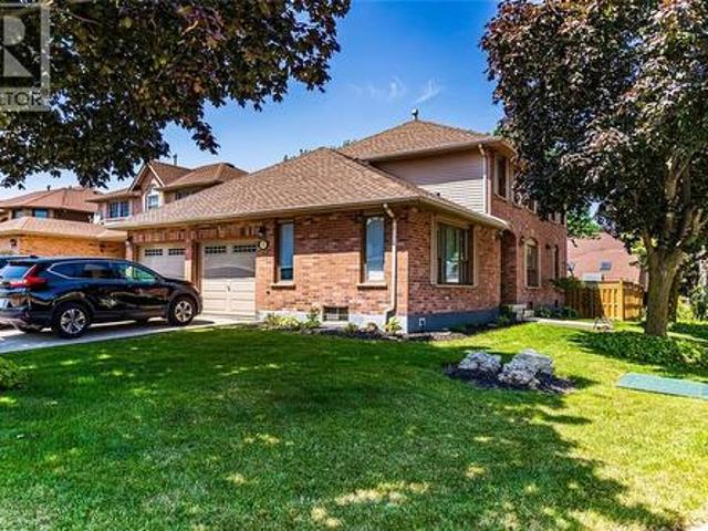 House for sale in Ancaster, Ontario