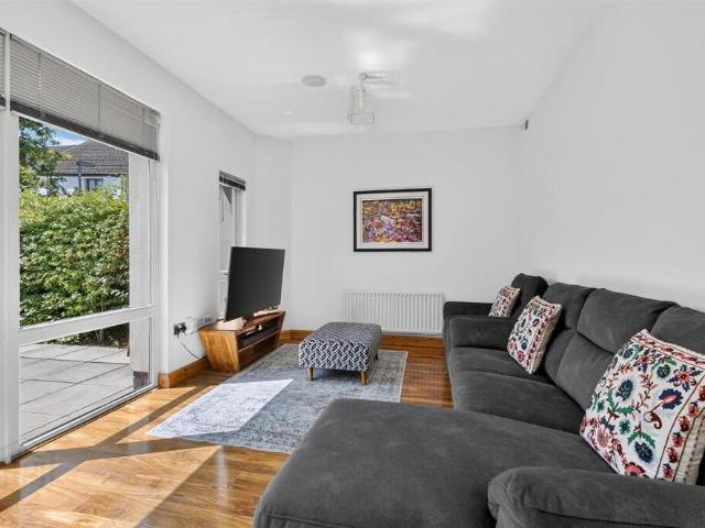 Townhouse for rent in Ballymacash, Lisburn