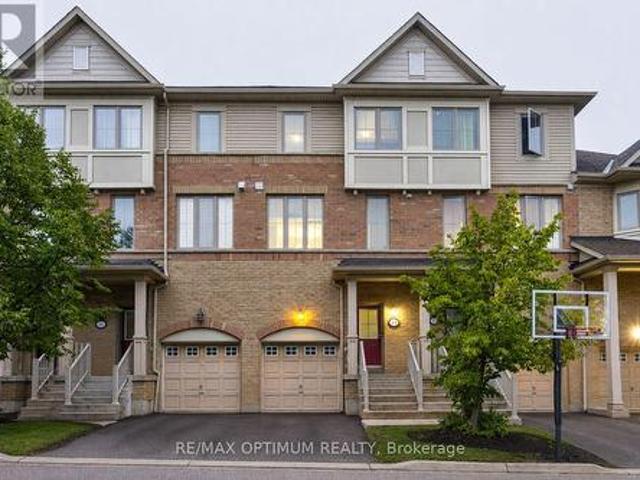 Townhouse for sale in Churchville, Brampton