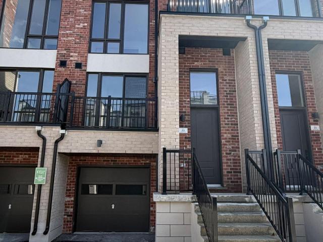 Townhouse for sale in Woburn, Ontario
