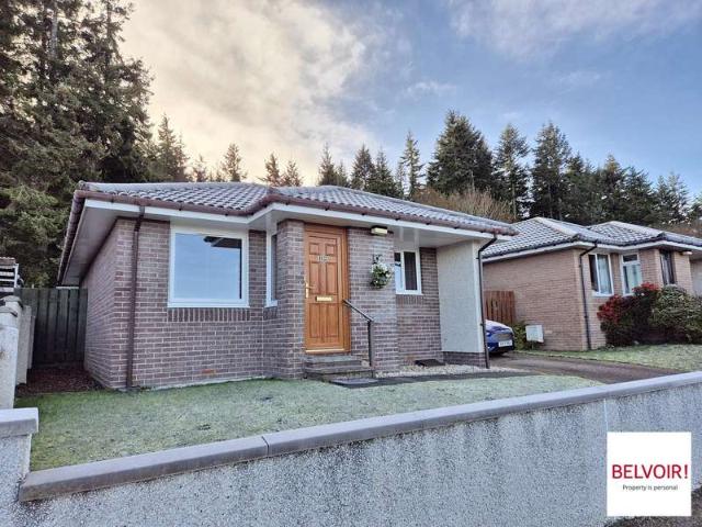 Bungalow for rent in Lentran, Scotland