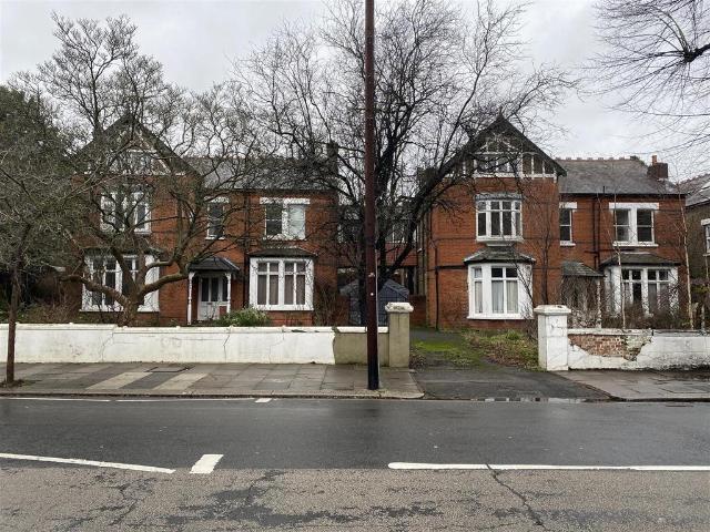 House for sale in London Borough of Ealing, Perivale
