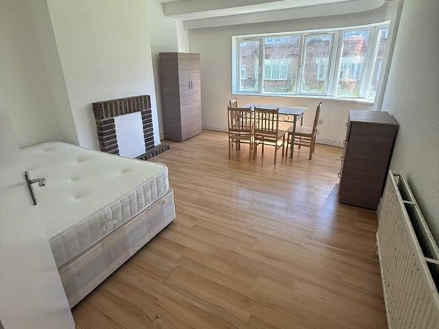 Apartment for rent in Mill Hill, Isle Of Man